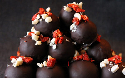 Lucumatrøfler med sjokoladetrekk