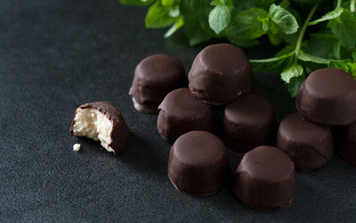 Peppermyntekonfekt med sjokoladetrekk