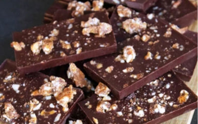 Mørk sjokolade med krokan